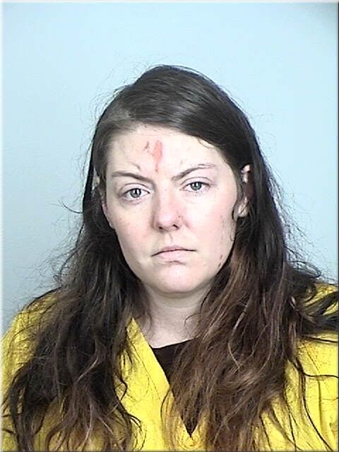 Sarah Hallow, la madrastra imputada por la muerte de Autumn Hallow.