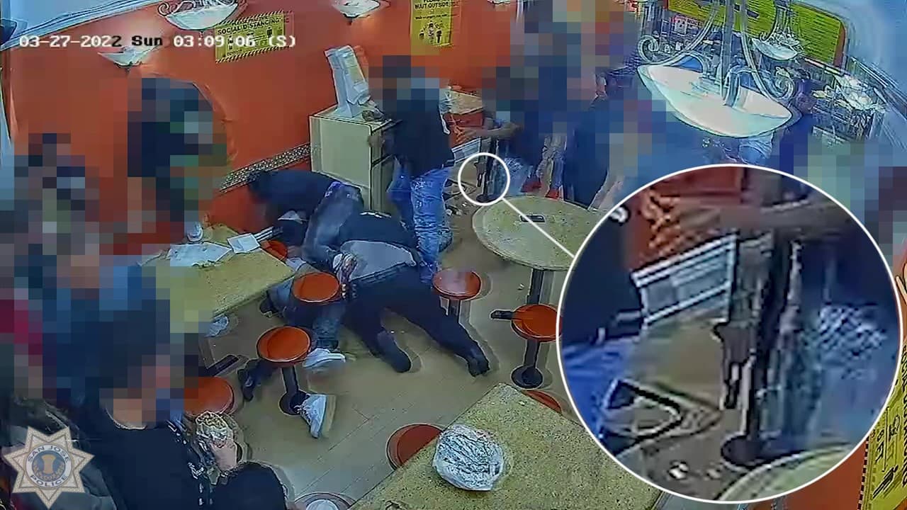 El Oficial de Información Pública Steven Aponte informó a Noticias Univision 14 que el hombre le había quitado el arma a otro sujeto.