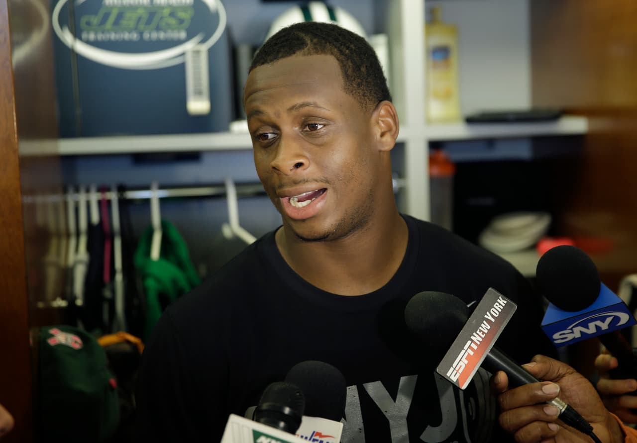 Los New York Jets no le entregarán a Geno Smith el puesto de quarterback titular