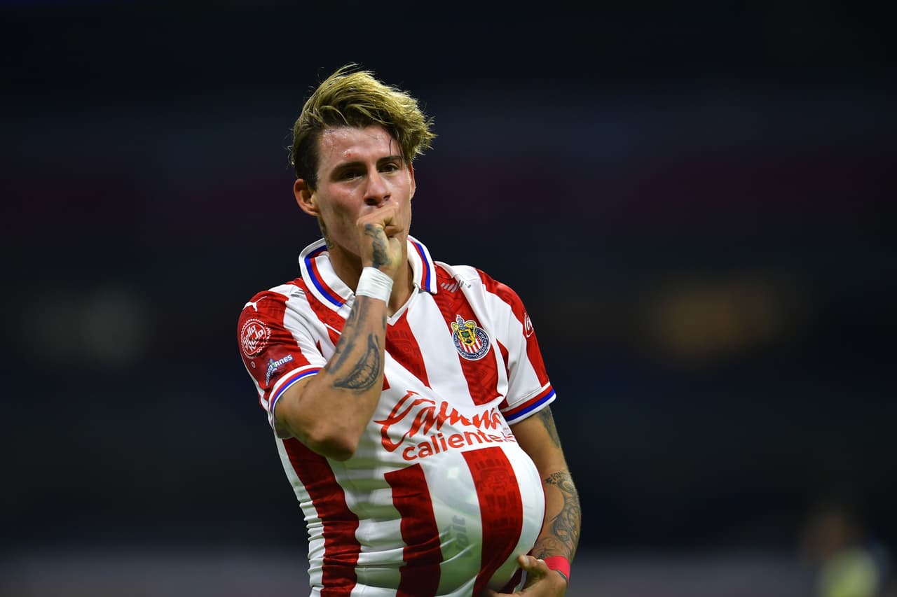 ‘Chicote’ Calderón (31’, 72’) marcó los tantos para el equipo del ‘Midas’. Henry Martin (75’) descontó, pero el cuadro de Miguel Herrera no encontró la fórmula para reponerse en el marcador.