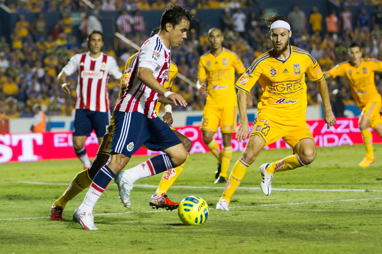 Tigres y Chivas urgidos de una victoria en la Liga MX