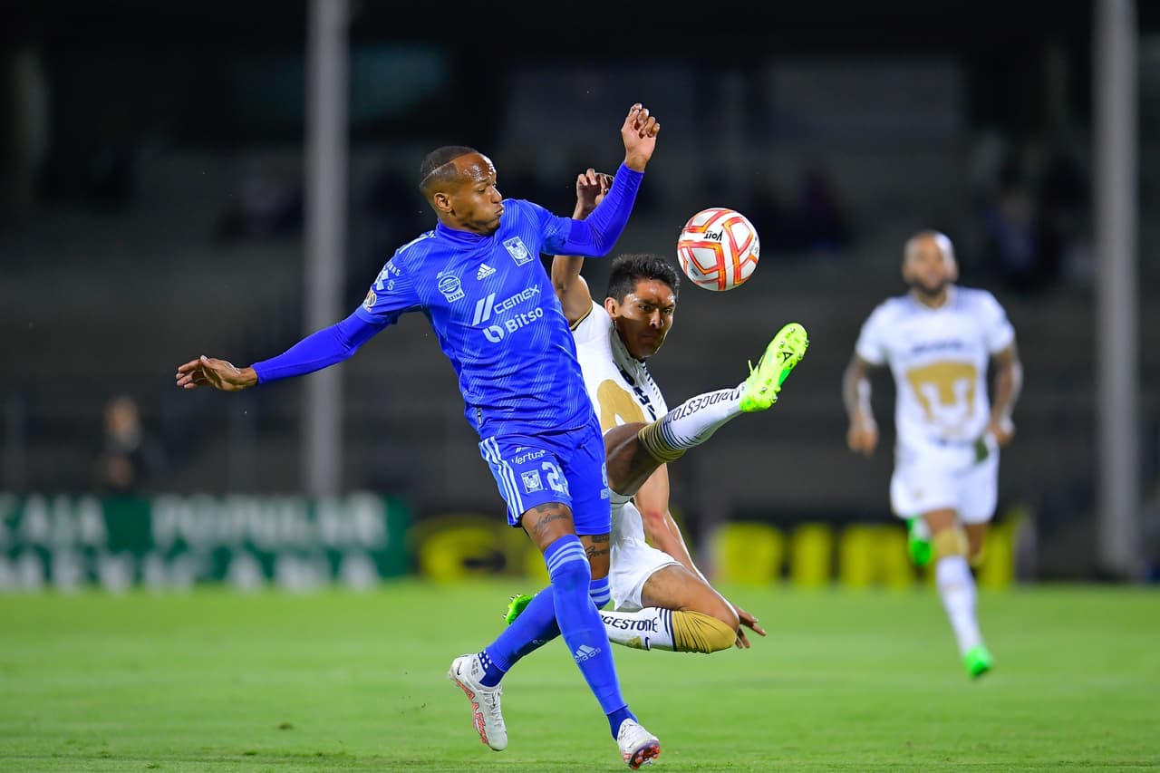 Tigres le empató sobre la hora a Pumas con gol de Gignac en partido adelantado de la Jornada 16 del Apertura 2022; Dinenno había adelantado a los universitarios.