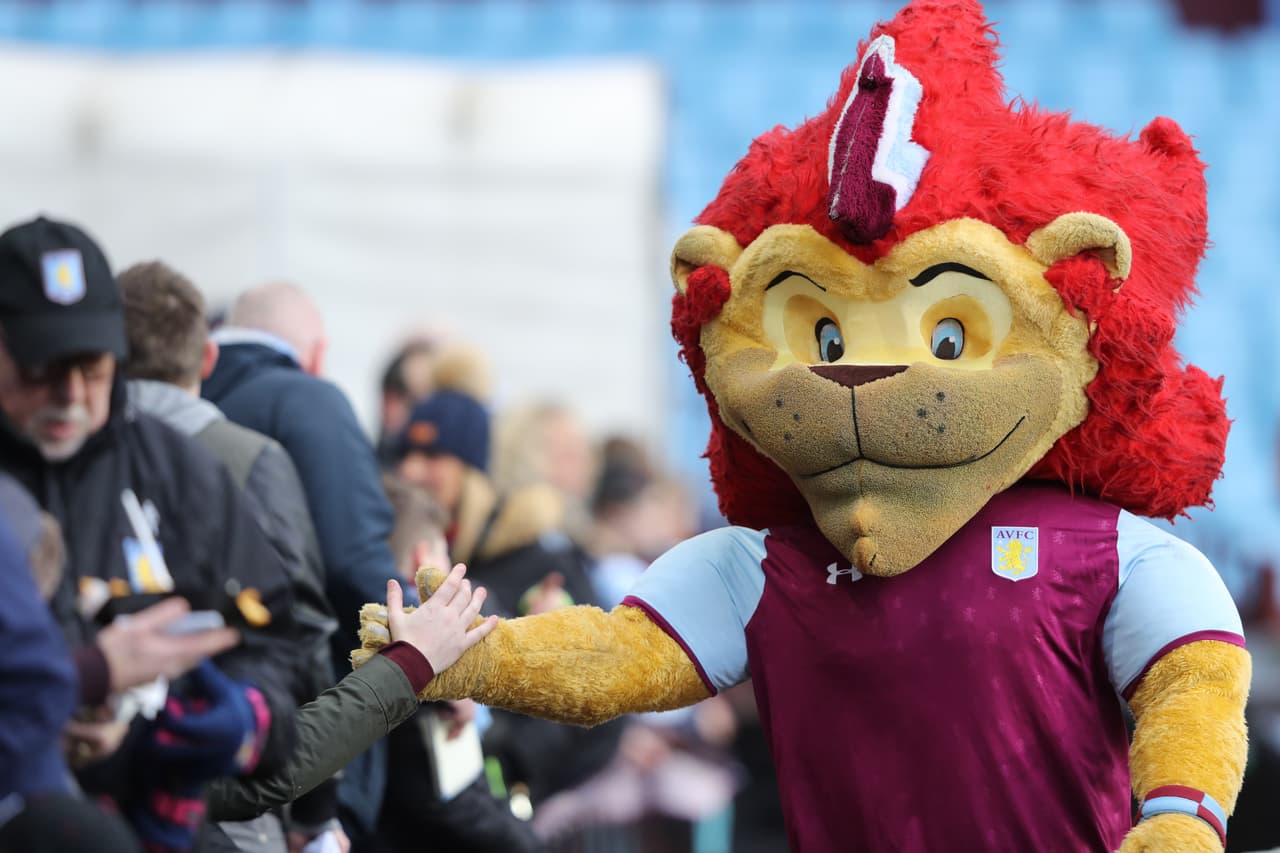 A pesar de estar en Segunda División de Inglaterra, la de Aston Villa cuesta 71 euros.