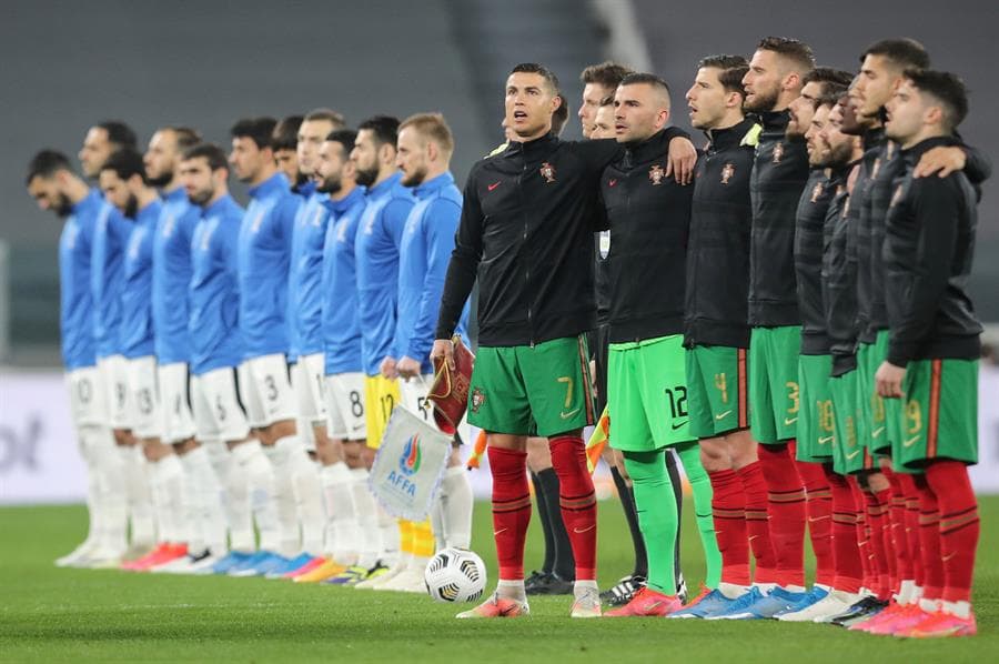 Portugal se impone por la mínima a Azerbaiyan en las eliminatorias rumbo al Mundial de Catar 2022. Sin embargo, la anotación fue un autogol que corrió a cargo de Maksim Medvedev al minuto 37. Un inicio un poco gris para los lusos rumbo a la justa de futbol más importante del mundo.