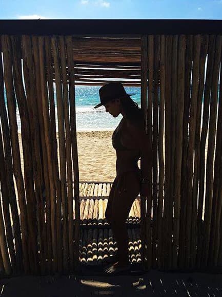 Karla despidiéndose de su amado México.