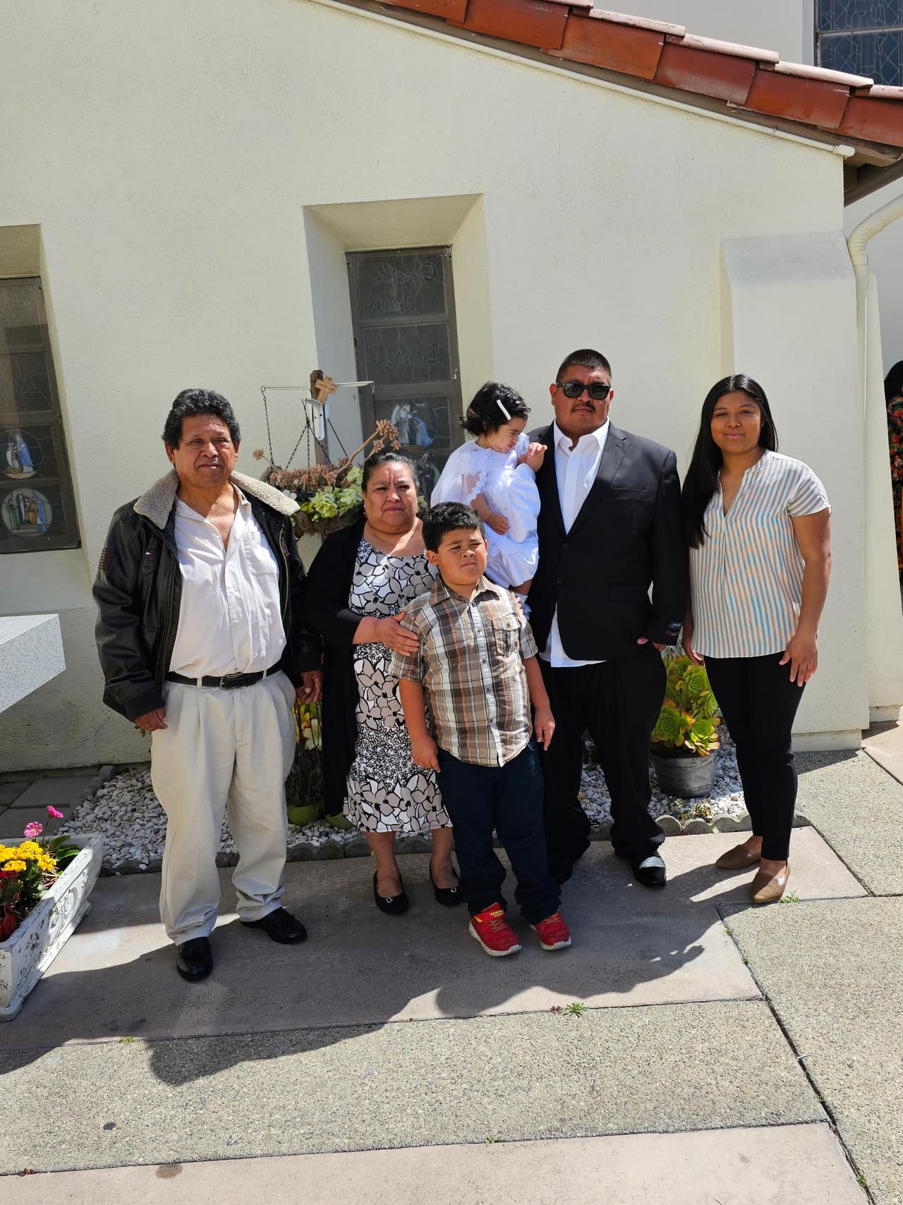 Según reportes oficiales, Ayala-Uribe fue trasladado al hospital Victor Valley Global Medical Center el domingo tras presentar complicaciones médicas derivadas de un absceso.