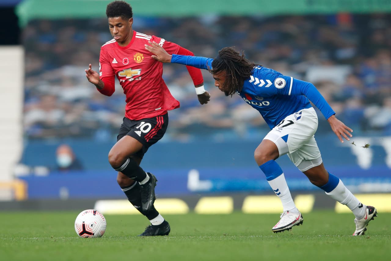 Con goles de Bruno Fernandes y Edinson Cavani, los Red Devils se impusieron en el Goodinson Park. | Bernard abrió el marcador para los locales; Bruno Fernandes (25’, 32’) marcó doblete para darle vuelta al marcador y Cavani (90+5’) selló el triunfo. Everton se quedó en 13 unidades y Manchester United llegó a 10 puntos en la competición inglesa.