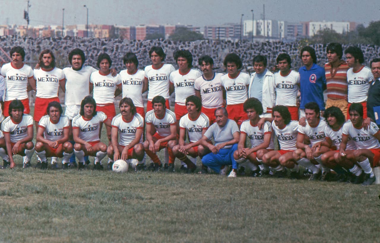 Selección Mexicana en 1974.
