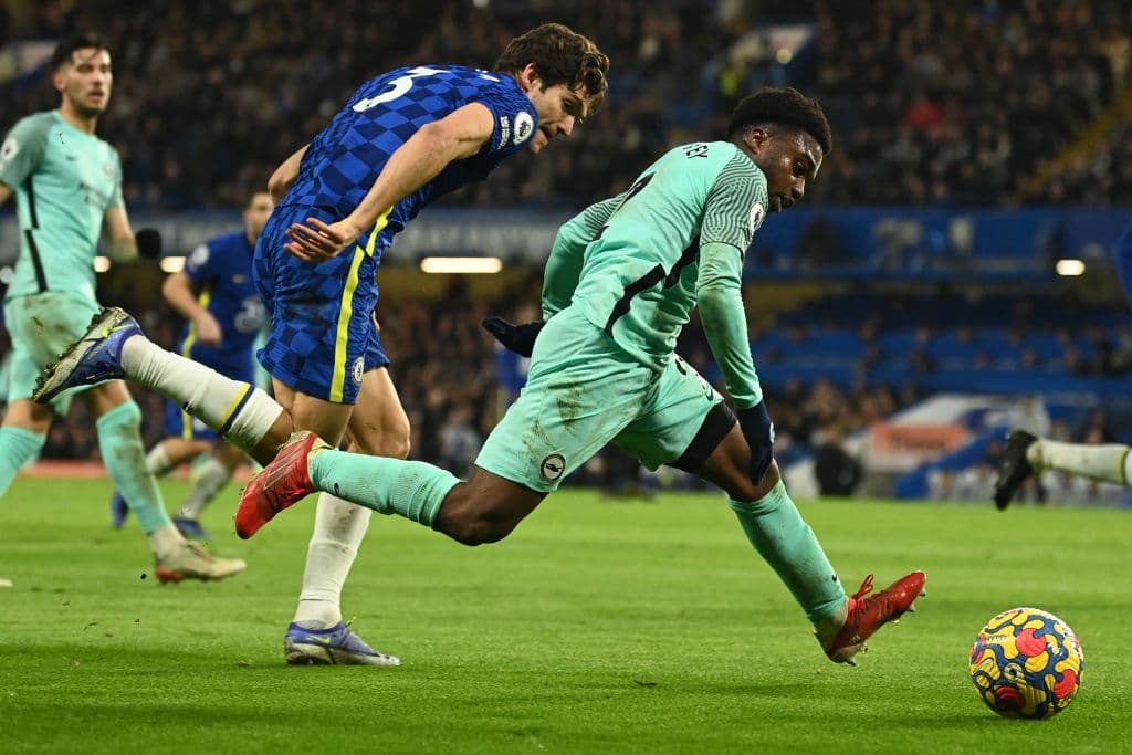 Chelsea deja ir el triunfo y empata ante Brighton and Hove Albion con gol de último minuto de Danny Welbeck al 90'+1'. El tanto para los 'Blues' fue por parte de Romelu Lukaku al 28', ubicando al equipo en la segunda posición de la Premier League.