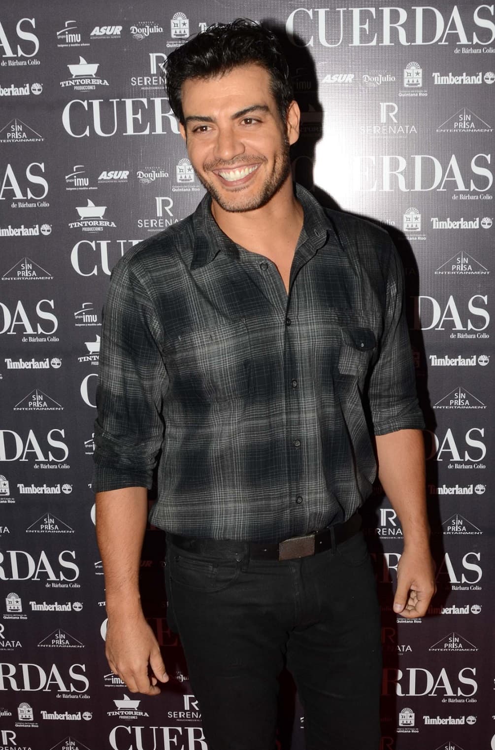 Ahora que el actor se mudó a televisa, por su galanura y talento ha sido contemplado para viarios proyectos y también competía con Montero.