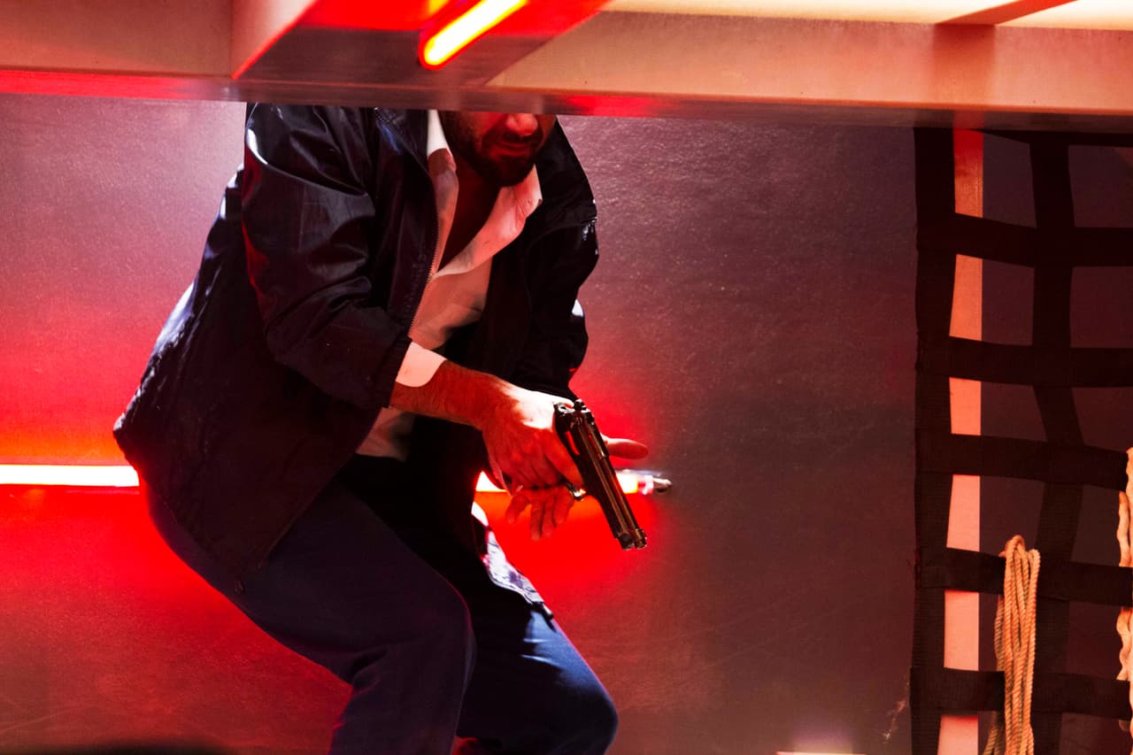 Pero lo que no imaginaban es que Dave no se daría por vencido y descubrió que Yolanda viajaba escondida en una bodega del avión.