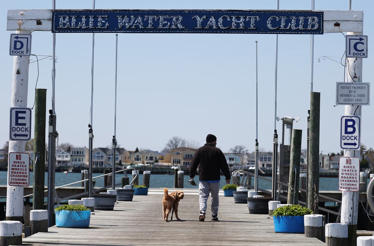Blue Water Yacht Club, en Merrick, Nueva York. Domingo 19 de abril.