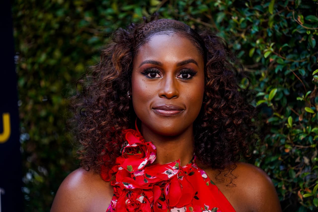 Issa Rae es una reconocida actriz, productora y escritora