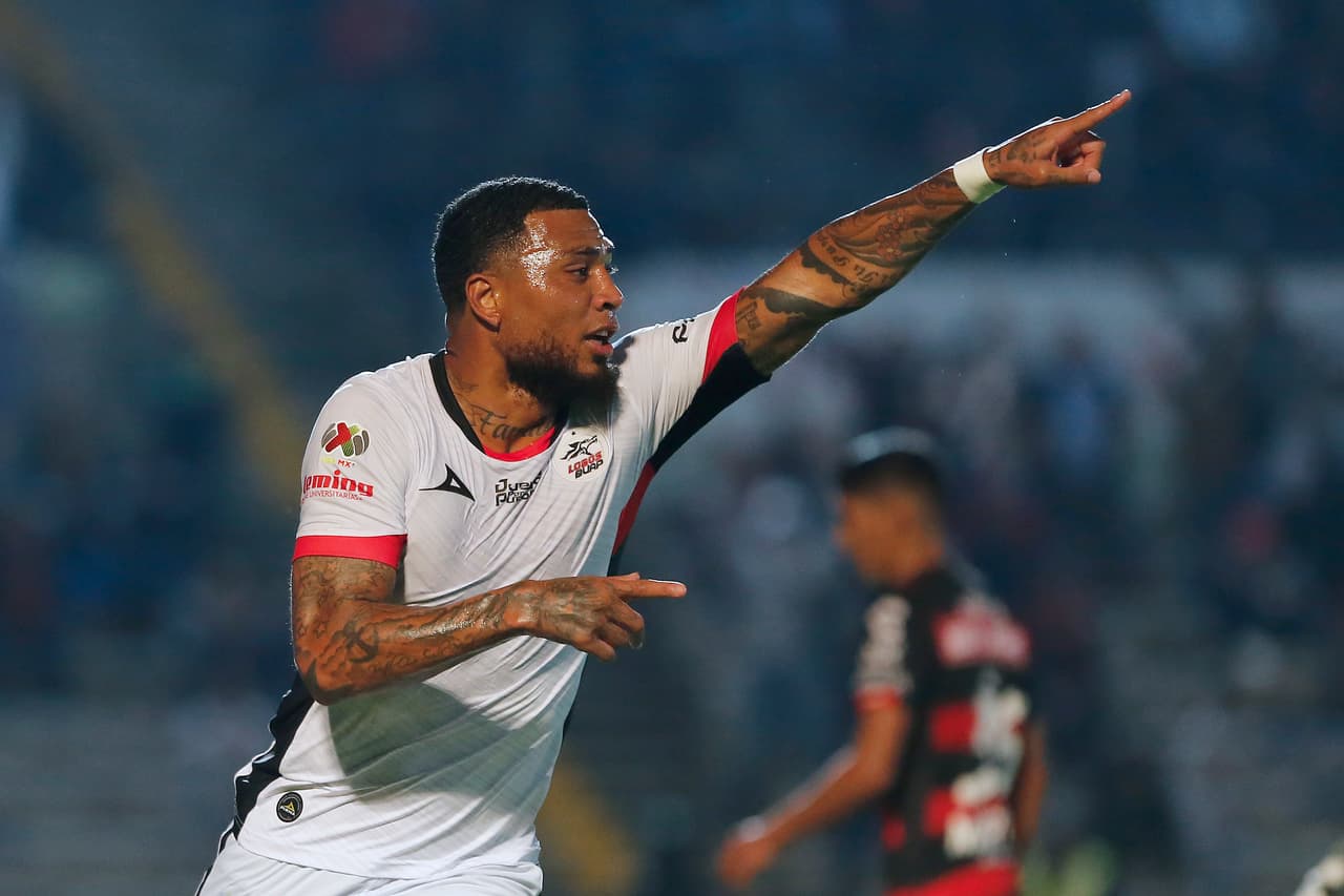 Veracruz: Colin Kazim Richards