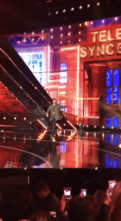 Maluma recibió aplausos y elogios en su entrada al evento.