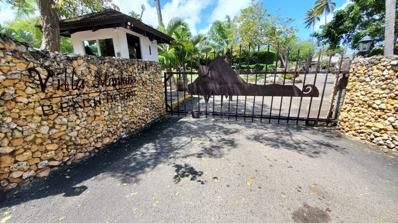 Piloto que llegó a Puerto Rico con síntomas de coronavirus permanece aislado