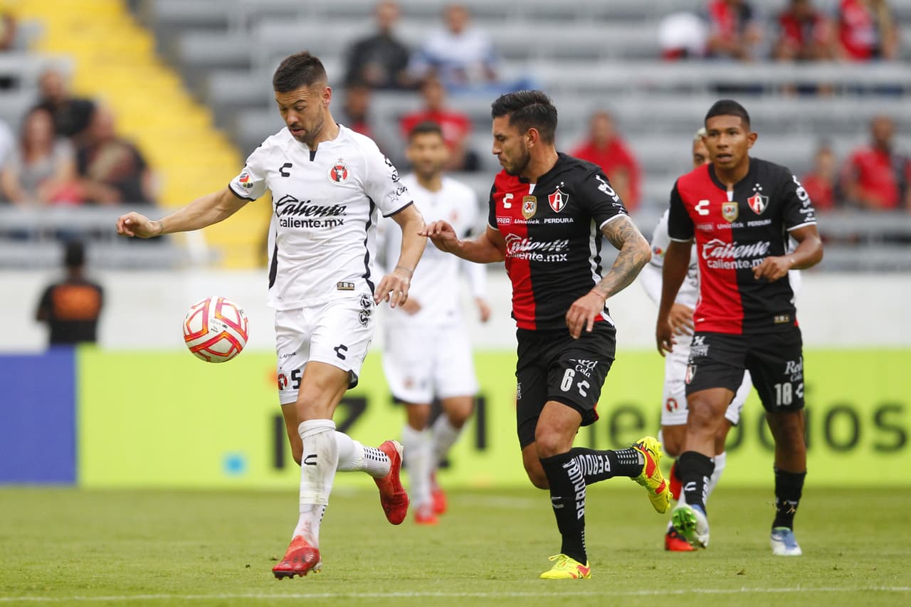 Xolos le remontó al Atlas para derrotarlo 1-2 en el Estadio Jalisco con goles de Lucas Rodríguez y Renato Ibarra en la Jornada 5.