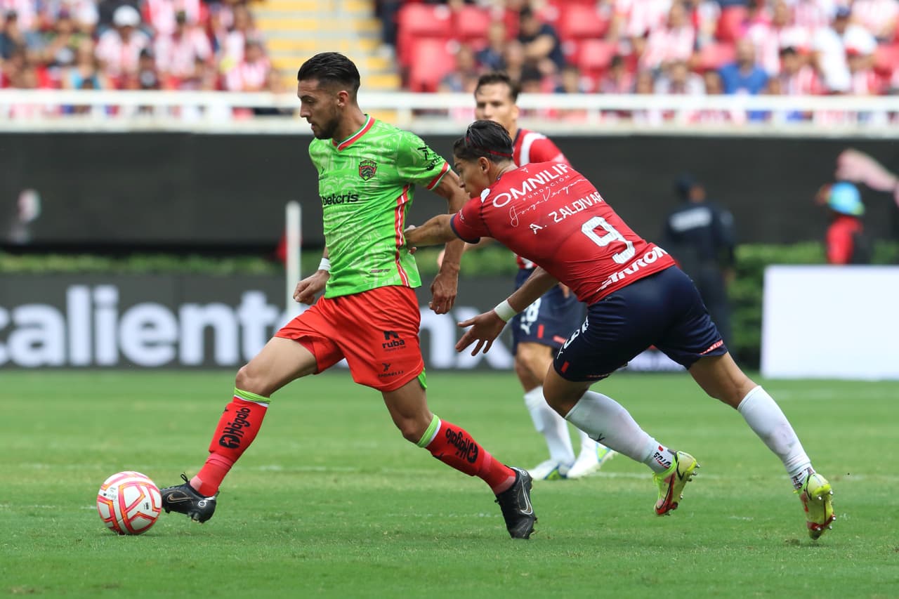 Chivas no volvió a tocar la portería de Juárez con el mismo peligro y los Bravos tampoco pudieron hacer mucho para aprovechar el 0-0 en el marcador. Tras 90 minutos, ambos pactaron el empate sin emociones en la Jornada 1.