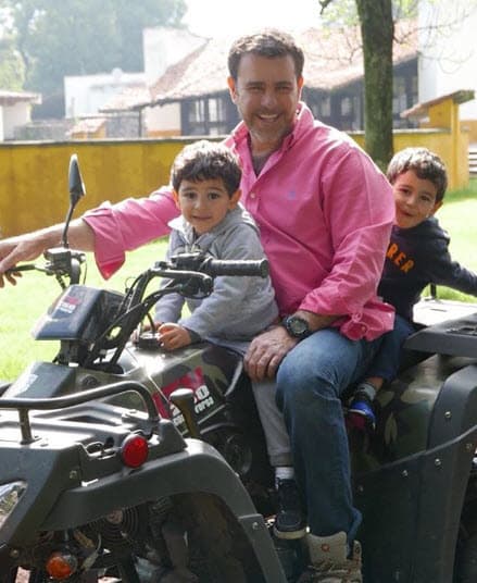 Biby Gaytán volvió a conseguir miles de 'likes' al publicar una imagen de sus mellizos cuando eran apenas unos bebés.