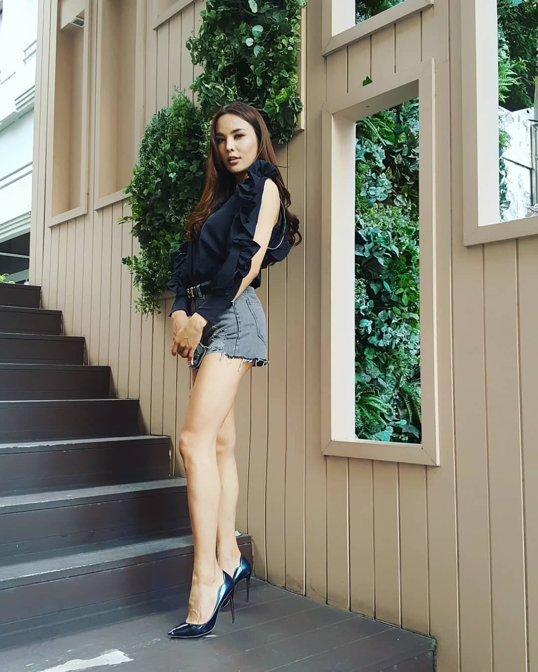 Al ser una modelo profesional y llevar muchos años en la industria de la belleza, ha obtenido conocimiento sobre maquillaje y también da clases y charlas sobre todo lo relacionado al 'makeup'.