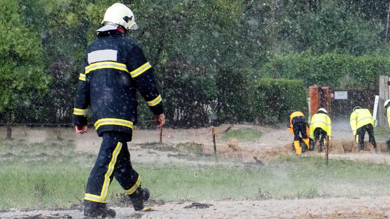 “Difícil de expresar”: Lamentan la muerte de cinco miembros de una familia en una inundación repentina