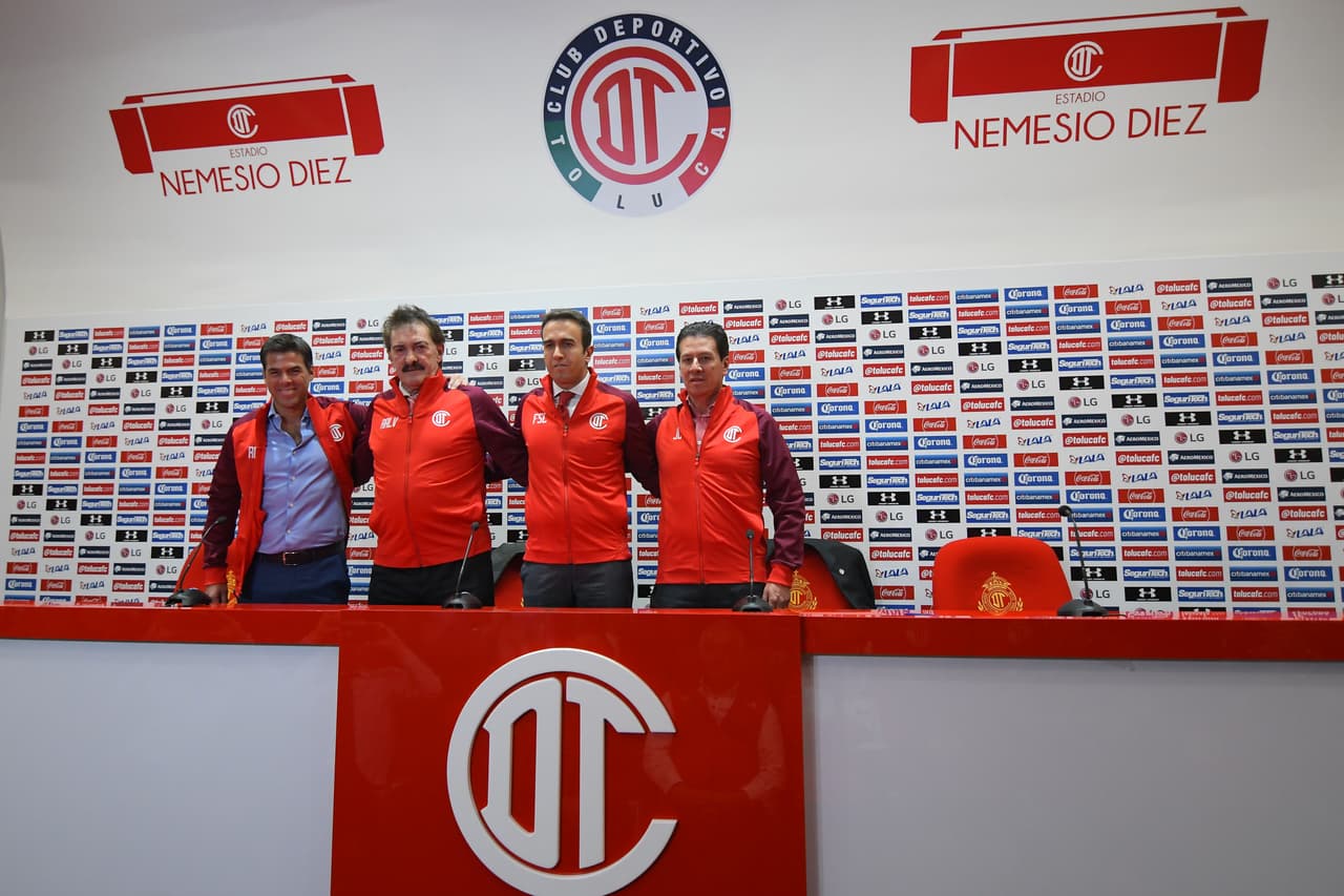 Pero no se le puede negar a La Volpe el beneficio de la duda, aunque sus más recientes experiencias como técnico no han sido del todo positivas.