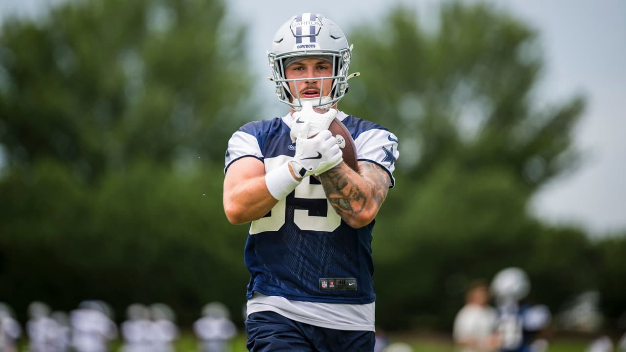 <b>En resumen:</b>
<br>
<b>Qué: </b>Campamento abierto de los Dallas Cowboys
<br>
<b>Cuándo: </b>19 y 20 de agosto
<br>
<b>Dónde: </b>Ford Center at The Star, Frisco, TX
<br>Cuánto cuesta:
<b>Nada. Gratis.</b>
<br>Por qué ir:
<b>Porque los Cowboys se viven, no solo se ven.</b>