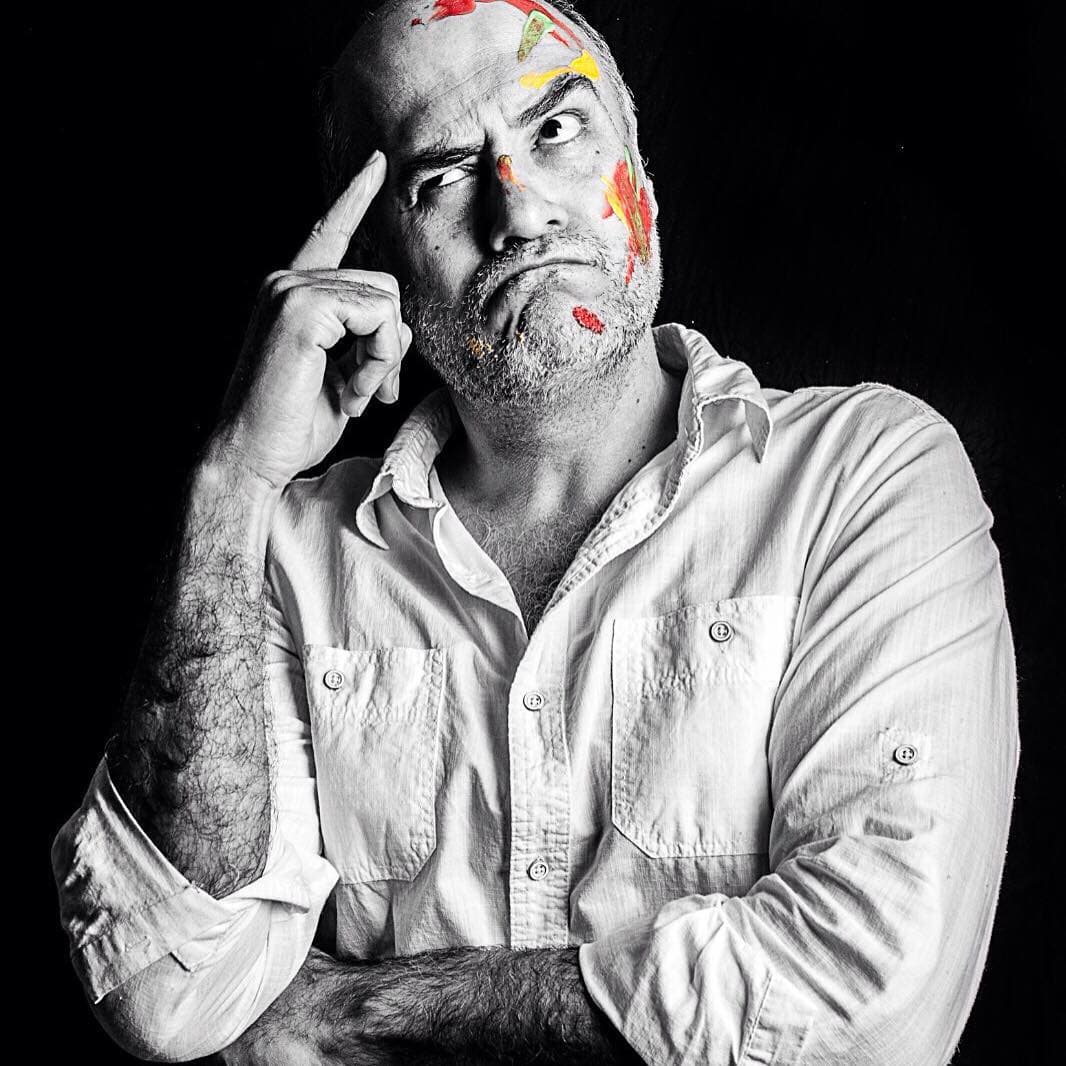 El actor también envió un abrazo a Leonardo Daniel: "Deseando su recuperación total", expresó.