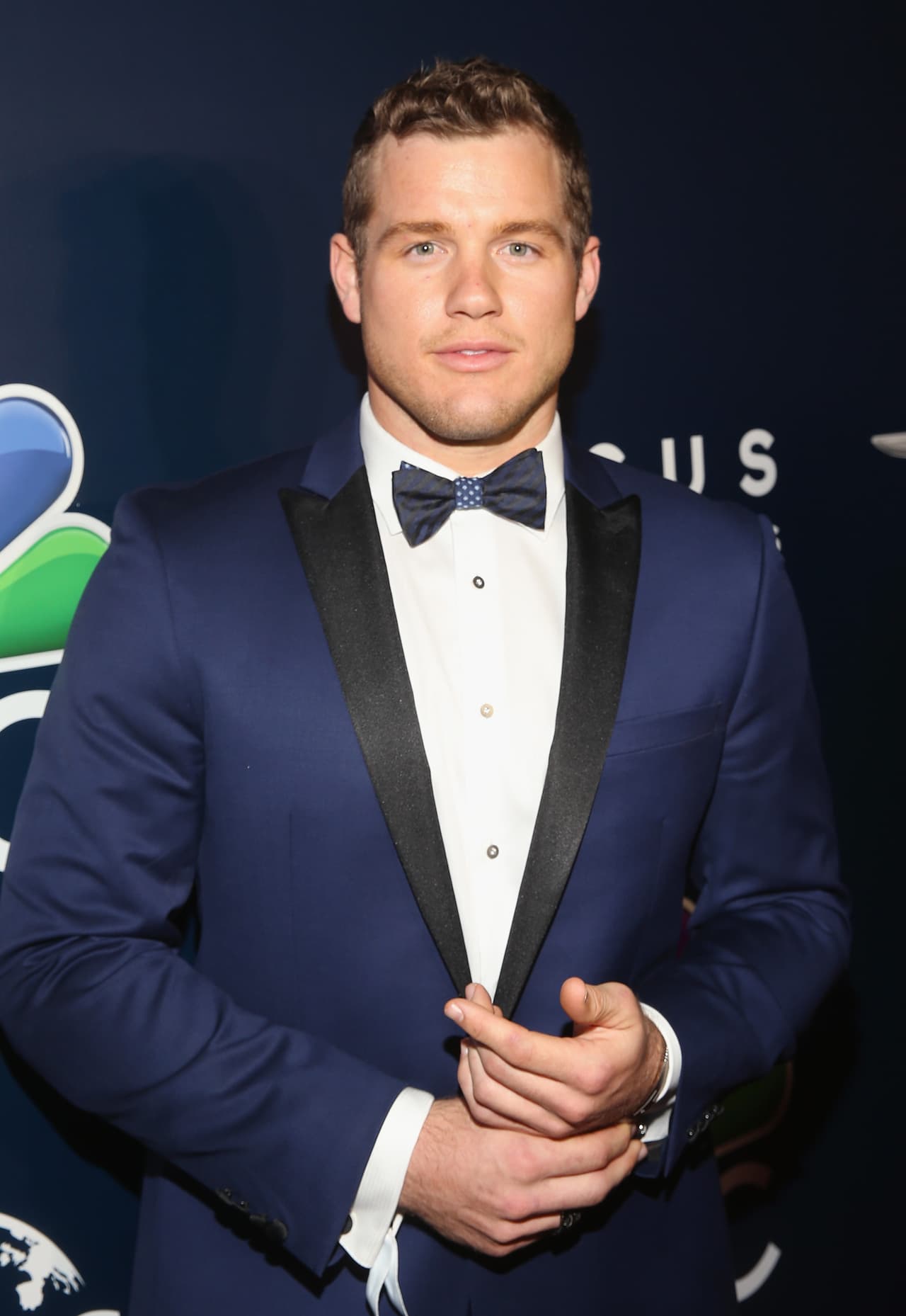 Colton Underwood, de 29 años, también habló de su participación en 'The Bachelor', reality show en donde 25 mujeres buscaban conquistarlo románticamente, y de su noviazgo con Cassie Randolph, ganadora del programa de televisión transmitido en 2019.