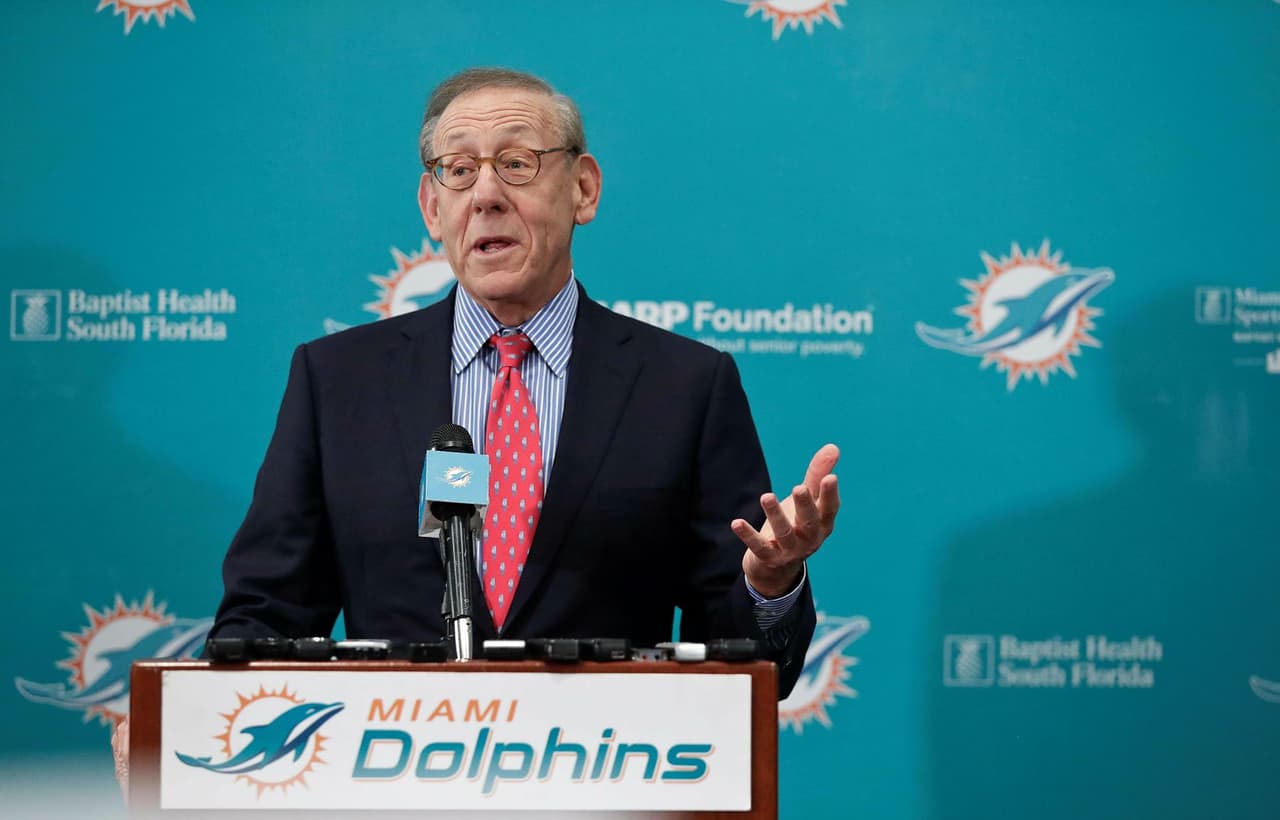 Dueño de los Dolphins afirma que habrá temporada con fanáticos