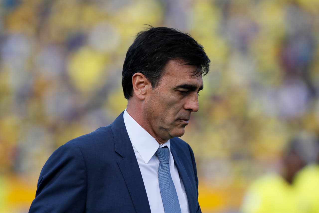 Xolos destituye a Gustavo Quinteros como director técnico