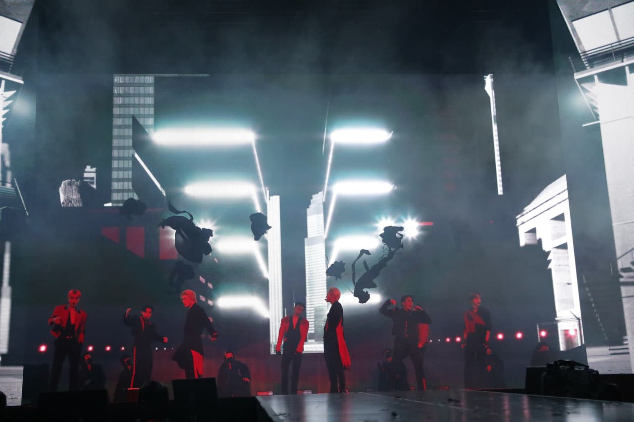 Con canciones como
<b>‘New World’, ‘Say My Name’ y ‘My Way’</b>, ATEEZ entregó a sus fanátic@s (llamad@s ATINY) un show de primera con energéticos bailes y on point vocals.