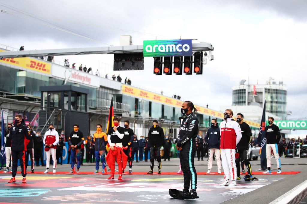 Checo Pérez rebasó a Ocon para estar en octavo lugar