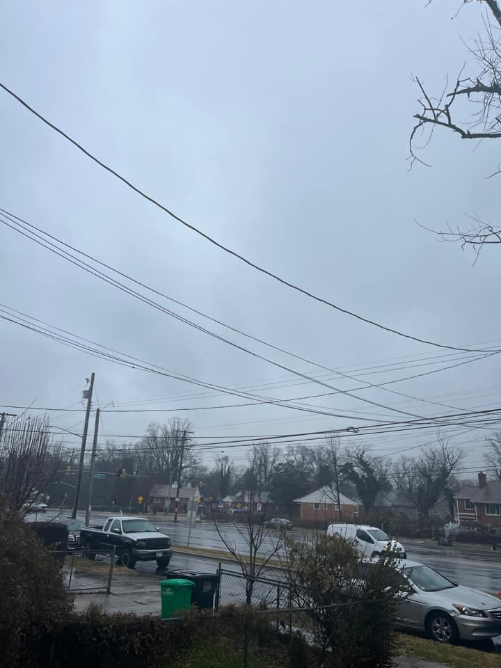 Pero no todo fue nieve. En Silver Spring, Maryland, hubo mucha lluvia y nubosidad durante el día, como nos lo compartió Fathy Chavezz.