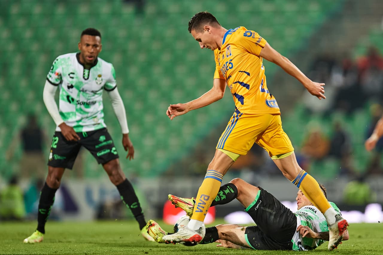 Tigres no quiere tener un amargo arranque de torneo y logra asegurar el empate 1-1 con una anotación en el minuto 90+3.