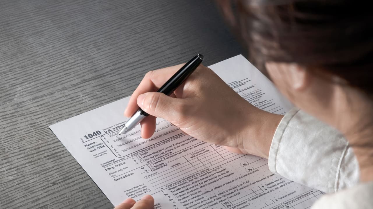 ¿Necesitas ayuda con tus impuestos? El IRS tiene centros de atención en persona en California y abren este sábado