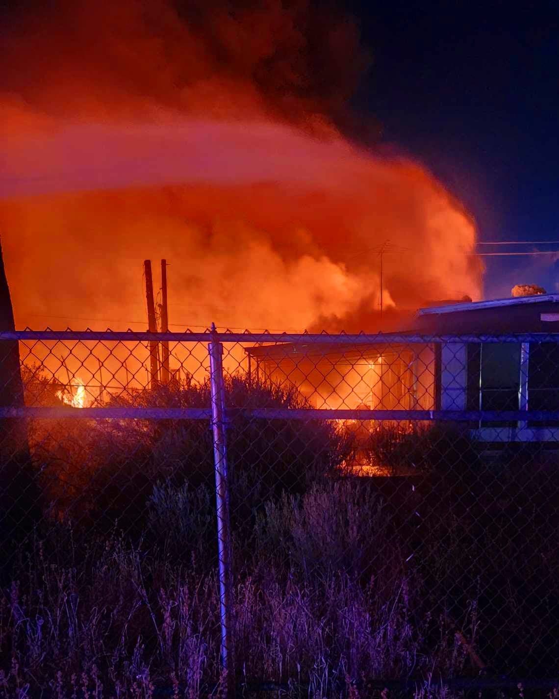 Devastador incendio en el condado de Pinal.