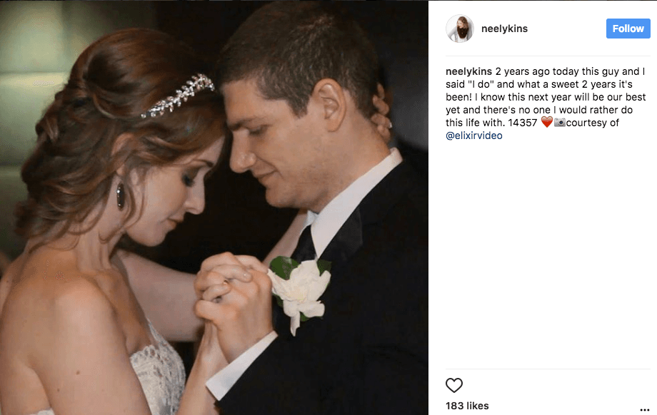 Una pareja criticó a la fotógrafa de su boda y ahora debe pagarle más de 1 millón de dólares