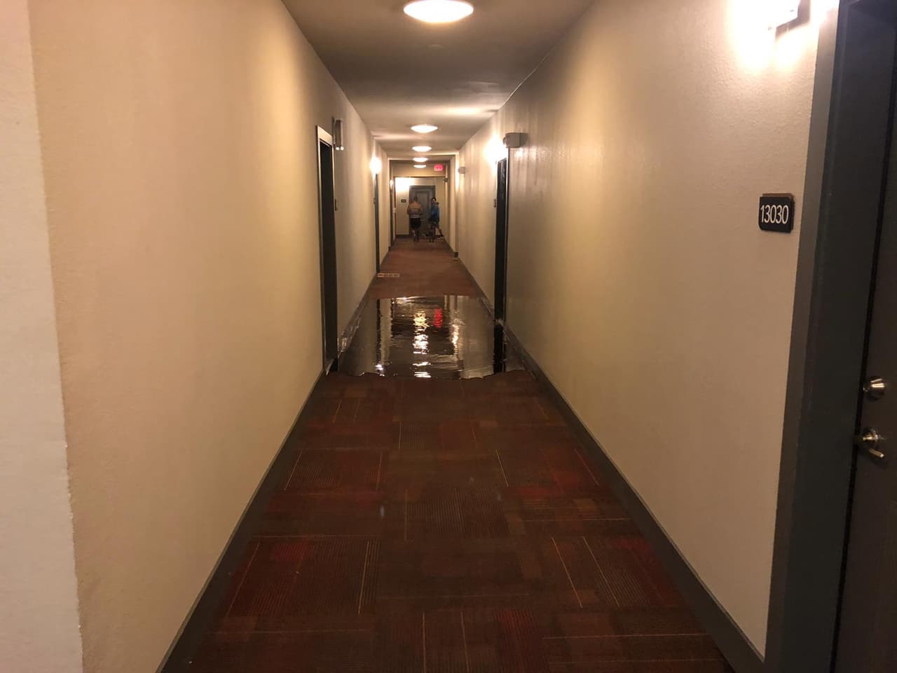 El edificio fue desocupado por órdenes de las autoridades.