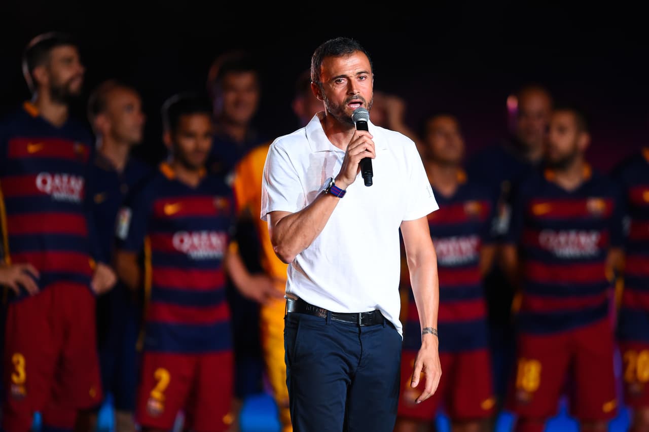 Luis Enrique defiende a Piqué: "me parece patético que se silbe a un jugador de selección"