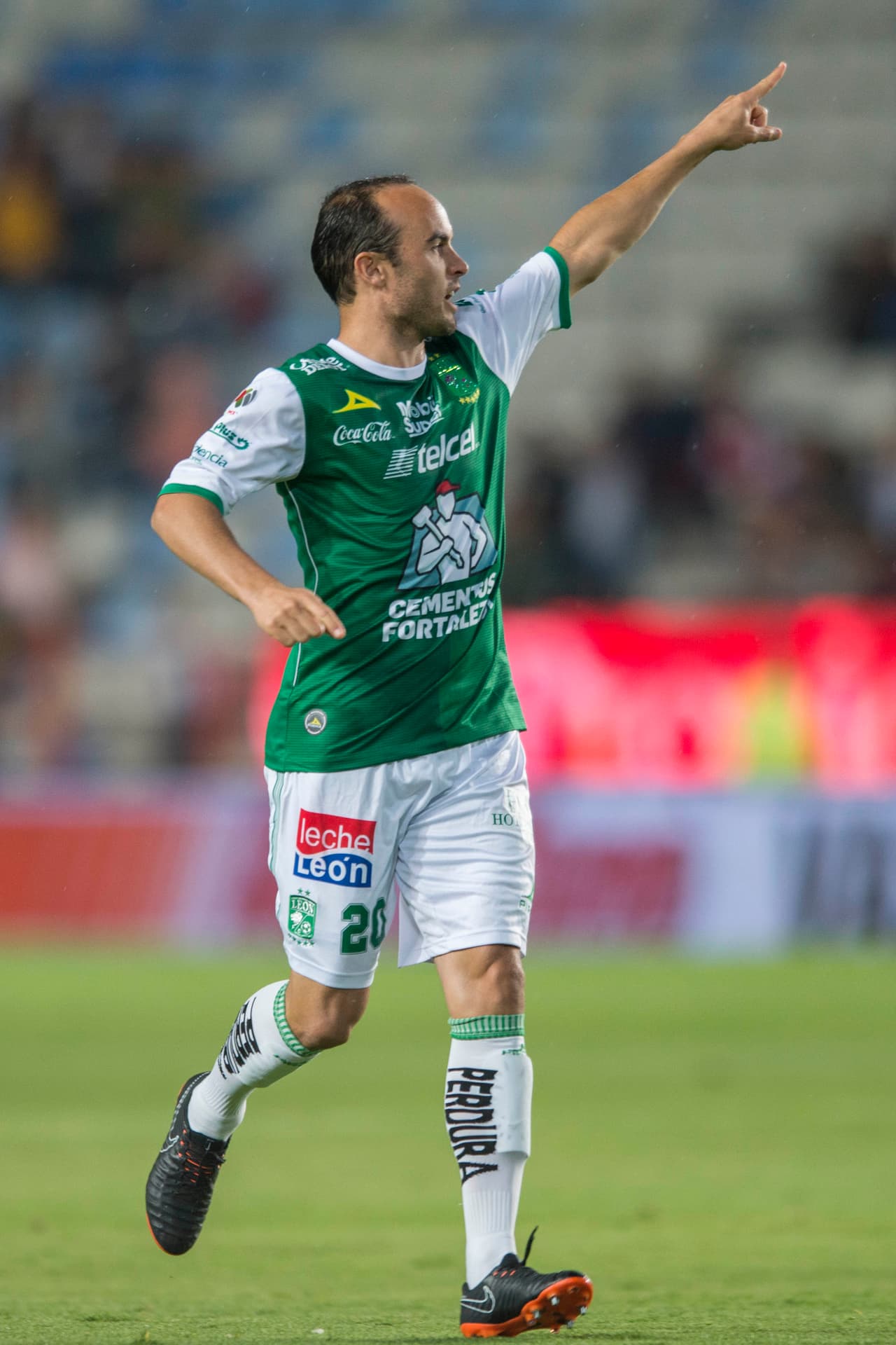 Hemos podido disfrutar poco de Landon Donovan. El norteamericano ingresó de cambio al minuto 79.