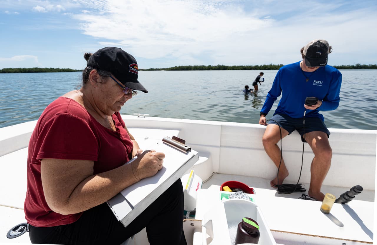 Los peligros del cambio climático se reflejan en el mar: aumentan los casos de bacteria come carne en Florida