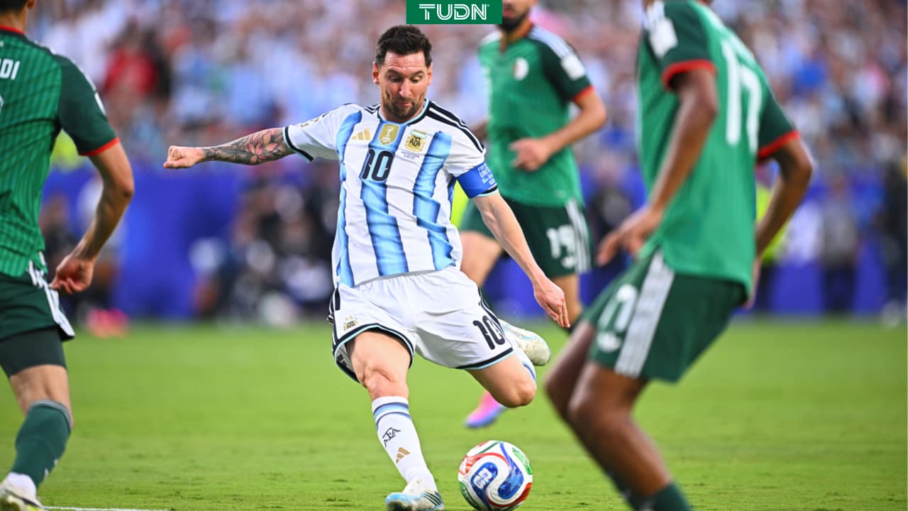 Velocidad, distancia, rotación, todo sobre los goles de Messi a Argelia