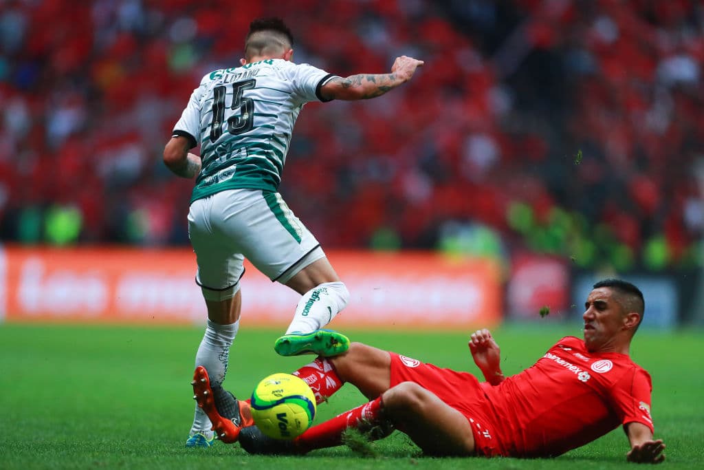 El juego estuvo intenso, con un Toluca con la responsabilidad de revertir la serie.