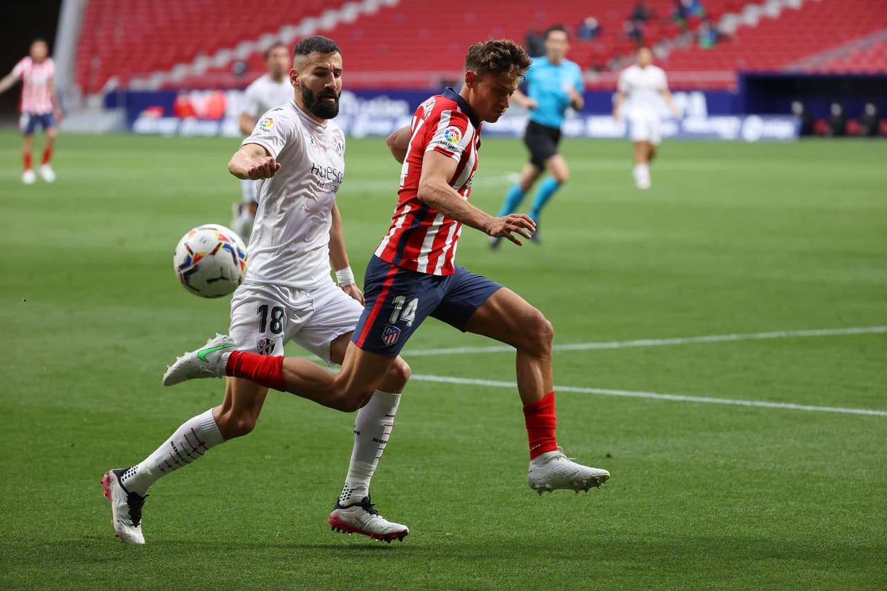 Atlético de Madrid venció al Huesca 2-0 durante la Jornada 31 en La Liga. Las anotaciones fueron por parte de Angel Correa y Yannick Carrasco; el mexicano Héctor Herrera jugó 76 minutos. Los 'Colchoneros' se mantienen en la cima.