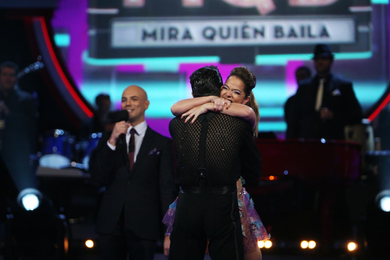 Adamari estaba muy contenta y no podía ocultarlo.