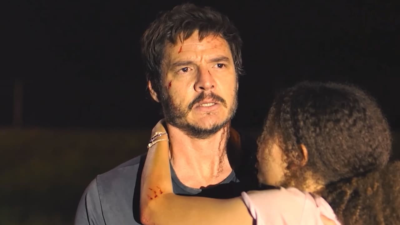 Joel pierde a su hija Sarah en el primer episodio.