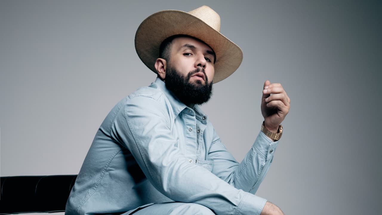 Premios Juventud 2024: Carin León está nominado a Artista Premios Juventud Masculino