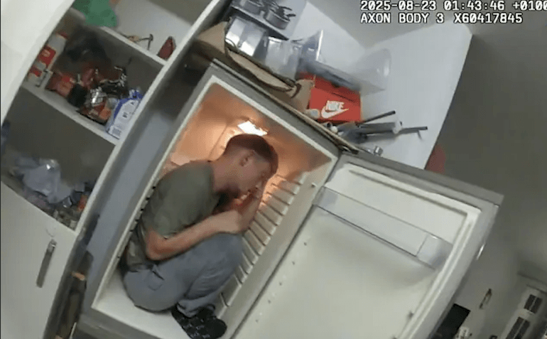 Un hombre intentó esconderse dentro de un refrigerador para evitar su arresto