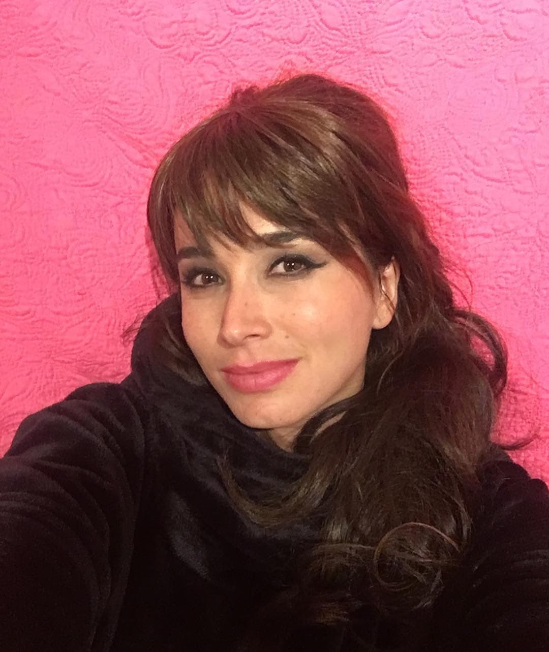 De ese disco se desprende el sencillo 'Pero no llorando' que es una de sus canciones más populares en Youtube, pues cuenta con más de un millón de reproducciones.